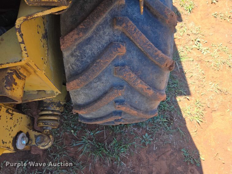 image for item ET5213 2004 Vermeer LM42 trencher