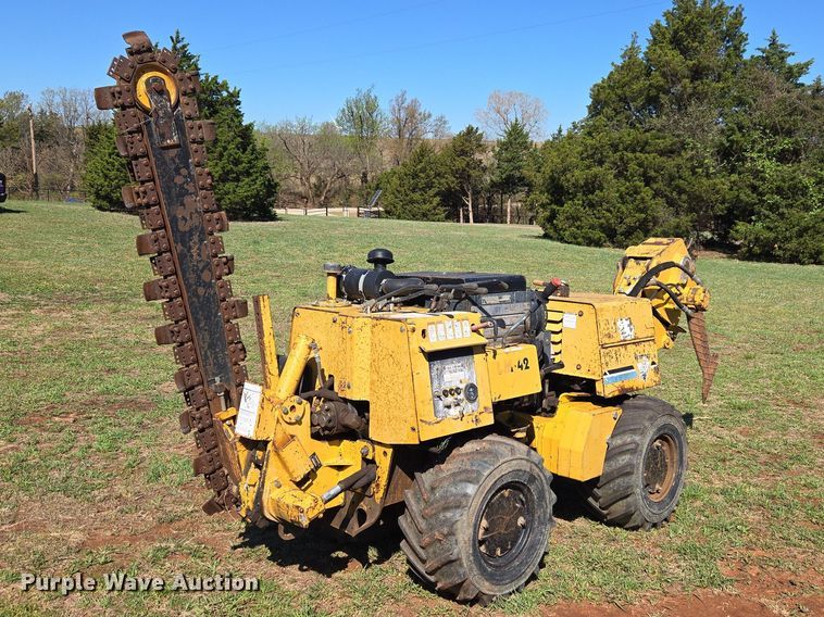 image for item ET5214 1999 Vermeer LM-42 trencher