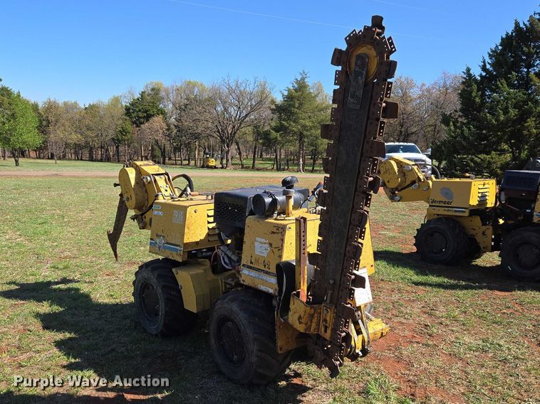 image for item ET5214 1999 Vermeer LM-42 trencher