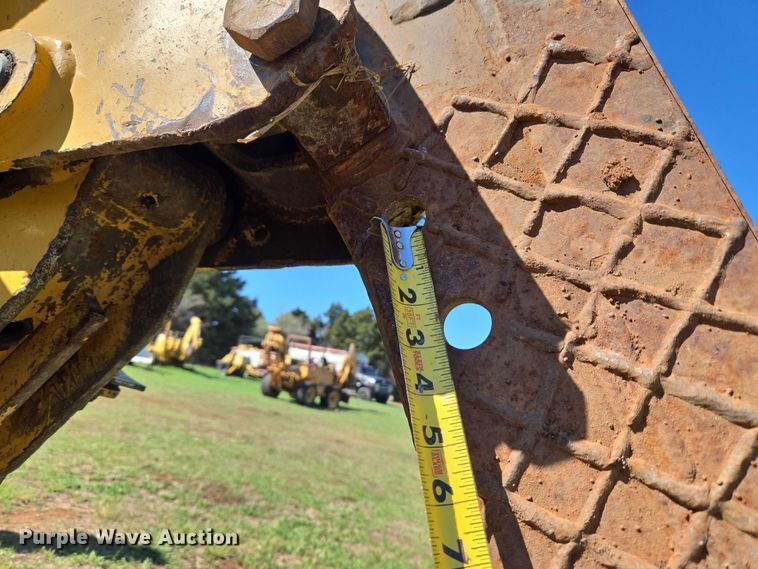 image for item ET5214 1999 Vermeer LM-42 trencher