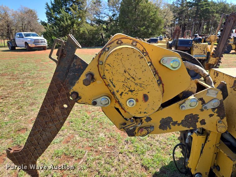 image for item ET5214 1999 Vermeer LM-42 trencher