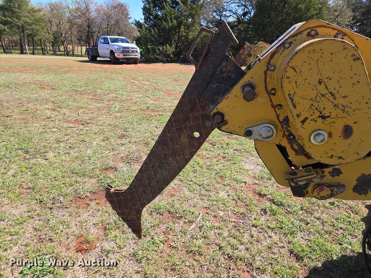 image for item ET5214 1999 Vermeer LM-42 trencher