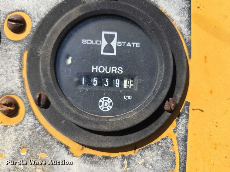 image for item ET5214 1999 Vermeer LM-42 trencher