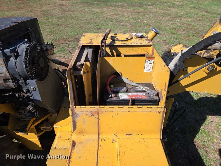 image for item ET5214 1999 Vermeer LM-42 trencher