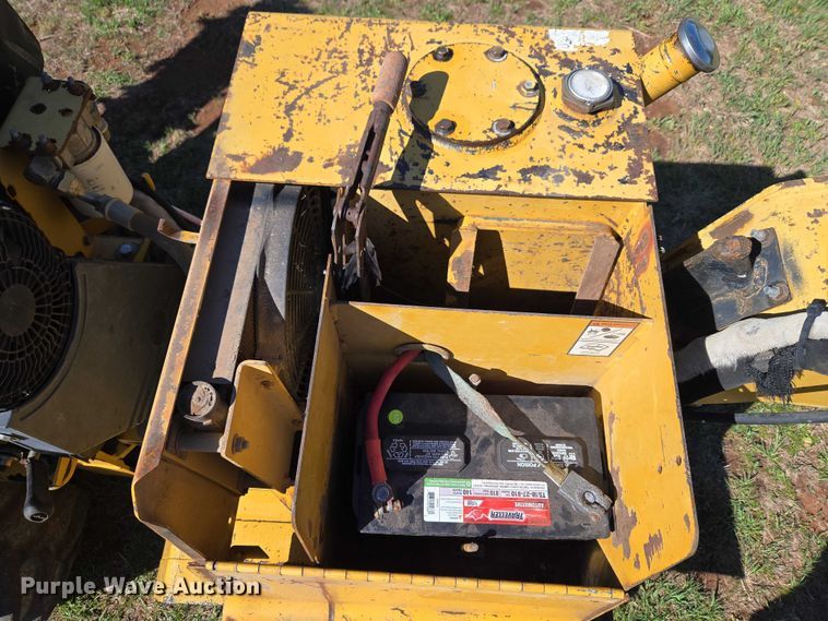 image for item ET5214 1999 Vermeer LM-42 trencher