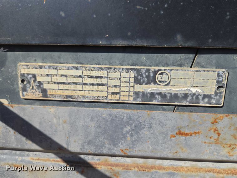 image for item ET5214 1999 Vermeer LM-42 trencher