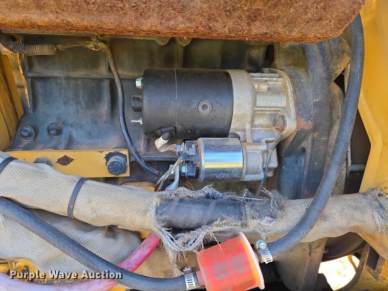 image for item ET5214 1999 Vermeer LM-42 trencher