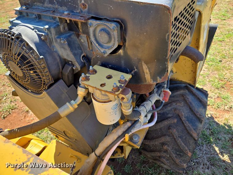 image for item ET5214 1999 Vermeer LM-42 trencher