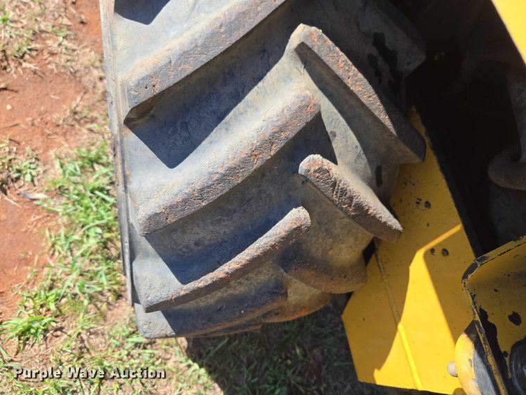 image for item ET5214 1999 Vermeer LM-42 trencher