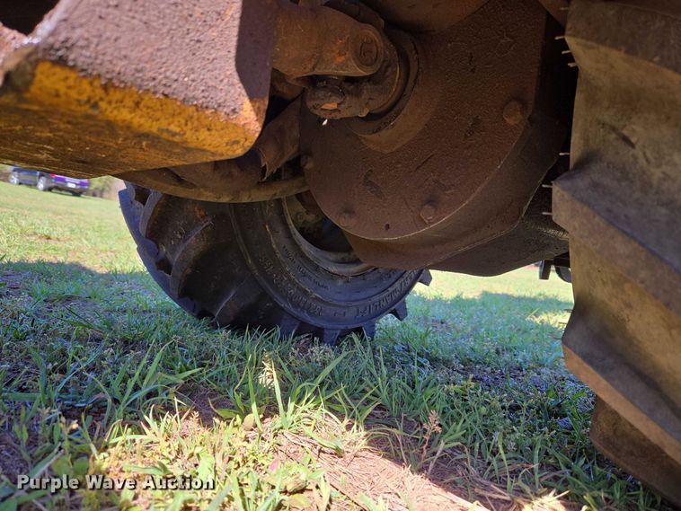 image for item ET5214 1999 Vermeer LM-42 trencher