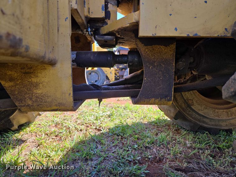 image for item ET5214 1999 Vermeer LM-42 trencher