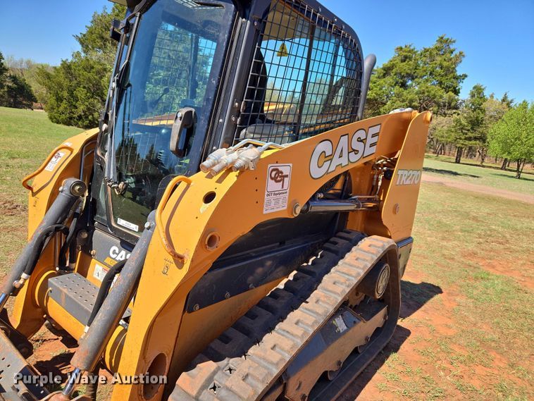 image for item ET5218 2017 Case TR270 tracked skid steer loader