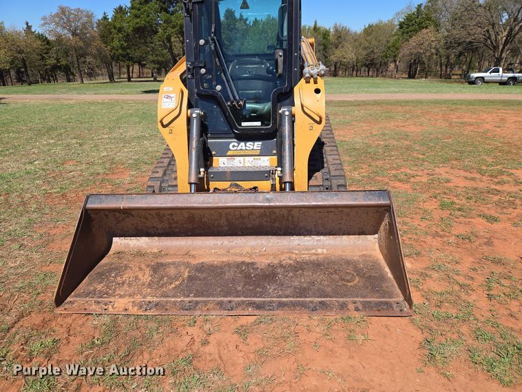 image for item ET5218 2017 Case TR270 tracked skid steer loader