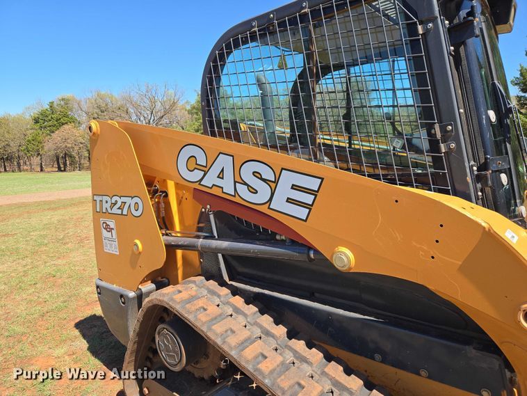 image for item ET5218 2017 Case TR270 tracked skid steer loader