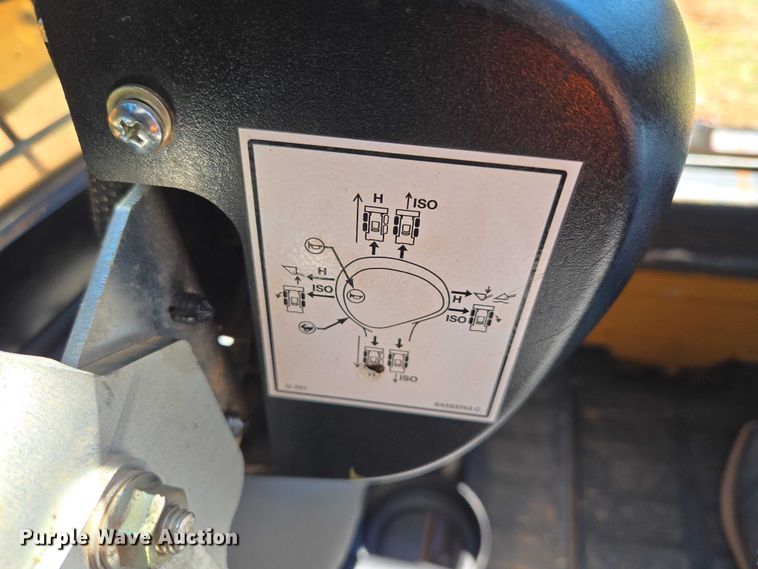 image for item ET5218 2017 Case TR270 tracked skid steer loader