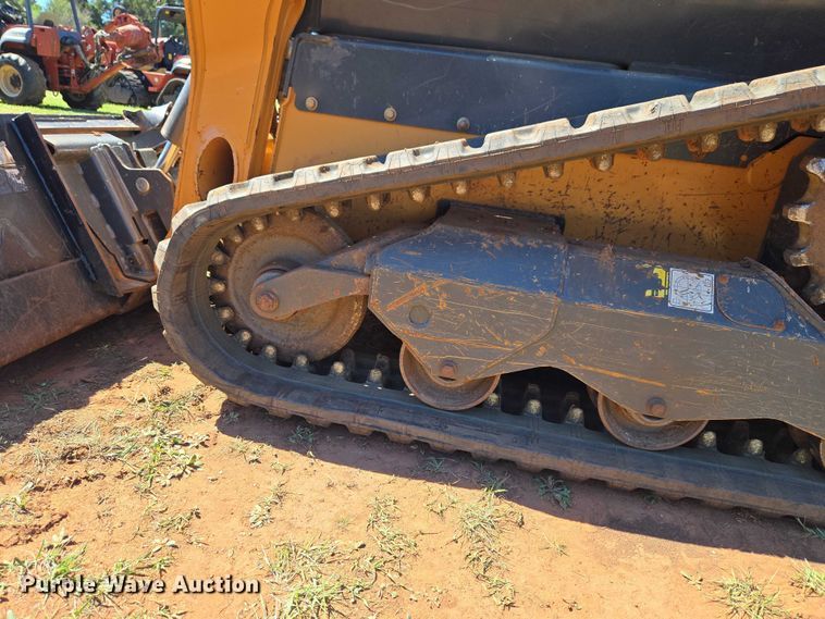 image for item ET5218 2017 Case TR270 tracked skid steer loader