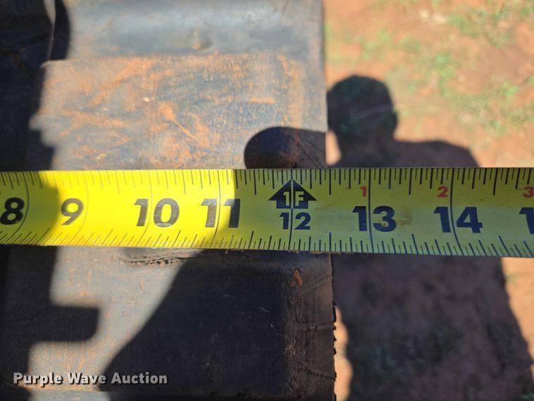 image for item ET5218 2017 Case TR270 tracked skid steer loader