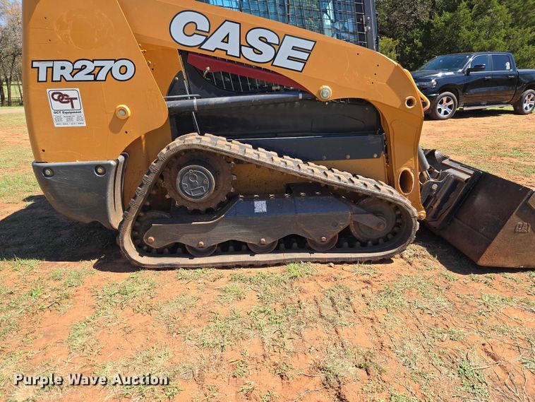 image for item ET5218 2017 Case TR270 tracked skid steer loader
