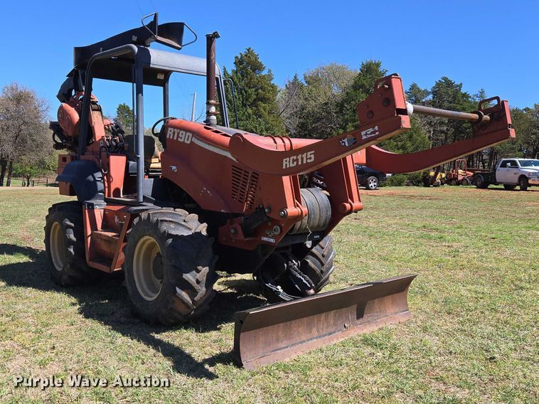 image for item ET5219 2002 Ditch Witch RT90 vibratory cable plow