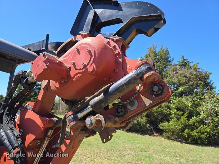 image for item ET5219 2002 Ditch Witch RT90 vibratory cable plow