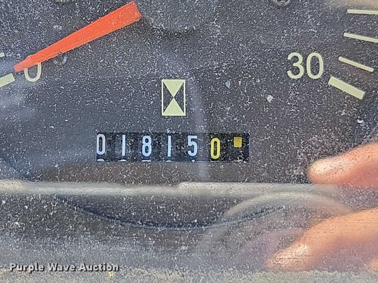 image for item ET5219 2002 Ditch Witch RT90 vibratory cable plow