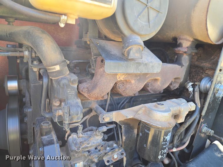 image for item ET5219 2002 Ditch Witch RT90 vibratory cable plow