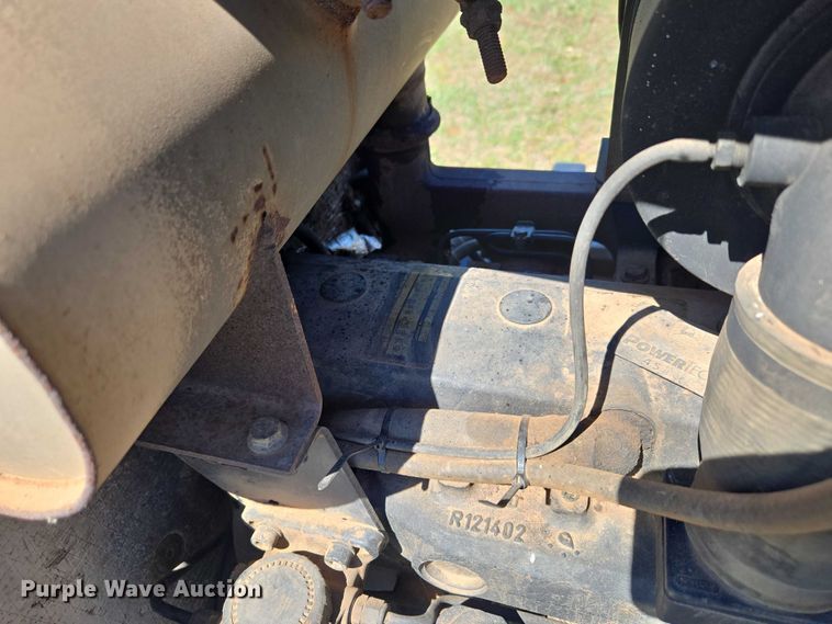 image for item ET5219 2002 Ditch Witch RT90 vibratory cable plow