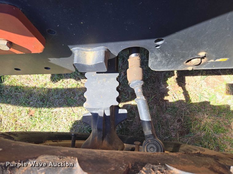 image for item ET5219 2002 Ditch Witch RT90 vibratory cable plow