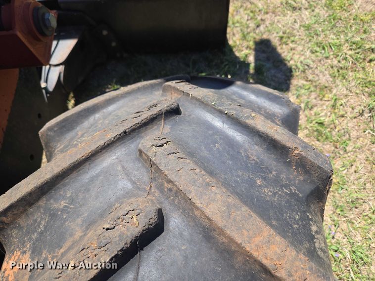 image for item ET5219 2002 Ditch Witch RT90 vibratory cable plow