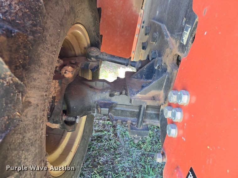 image for item ET5219 2002 Ditch Witch RT90 vibratory cable plow