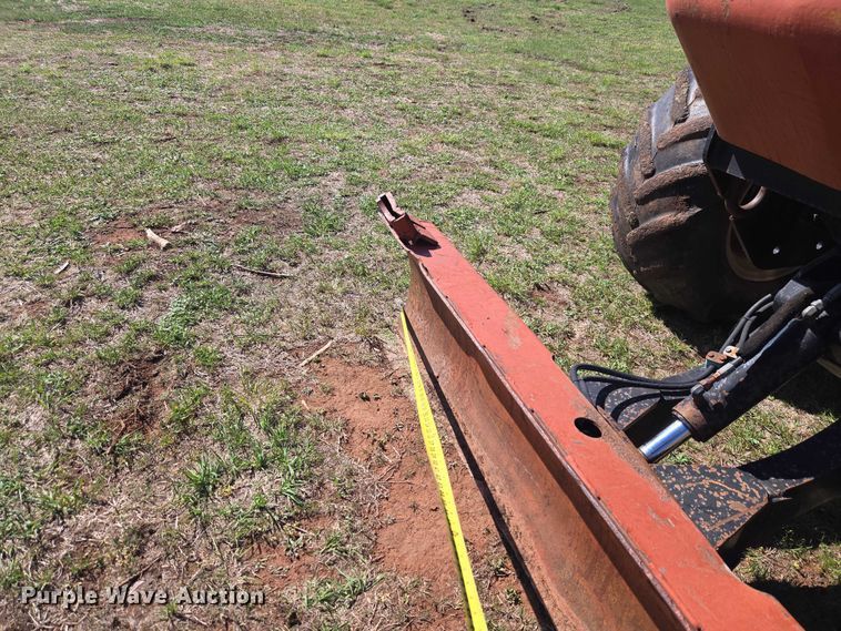 image for item ET5221 2004 Ditch Witch RT90 vibratory cable plow