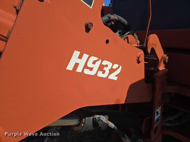 image for item ET5221 2004 Ditch Witch RT90 vibratory cable plow