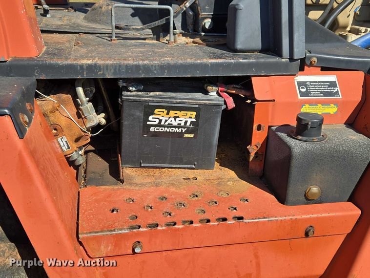 image for item ET5221 2004 Ditch Witch RT90 vibratory cable plow