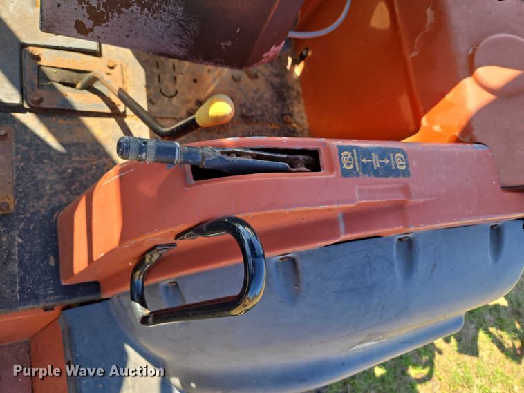 image for item ET5221 2004 Ditch Witch RT90 vibratory cable plow