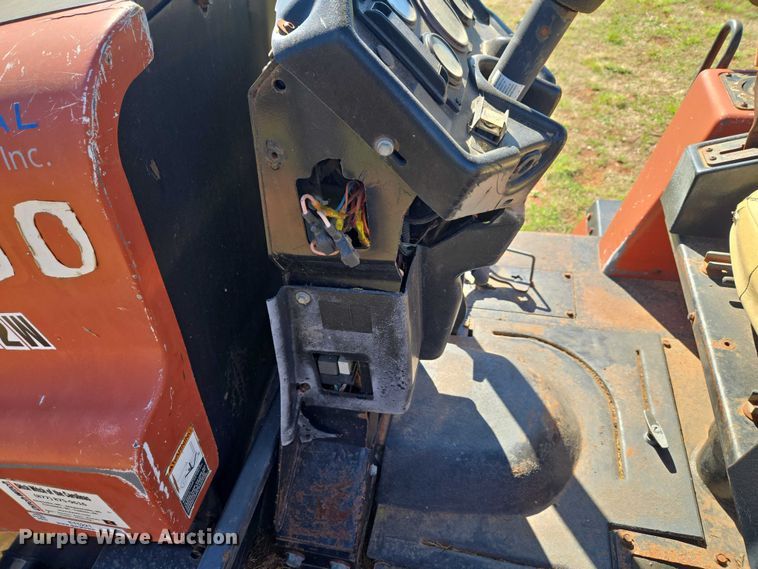 image for item ET5221 2004 Ditch Witch RT90 vibratory cable plow