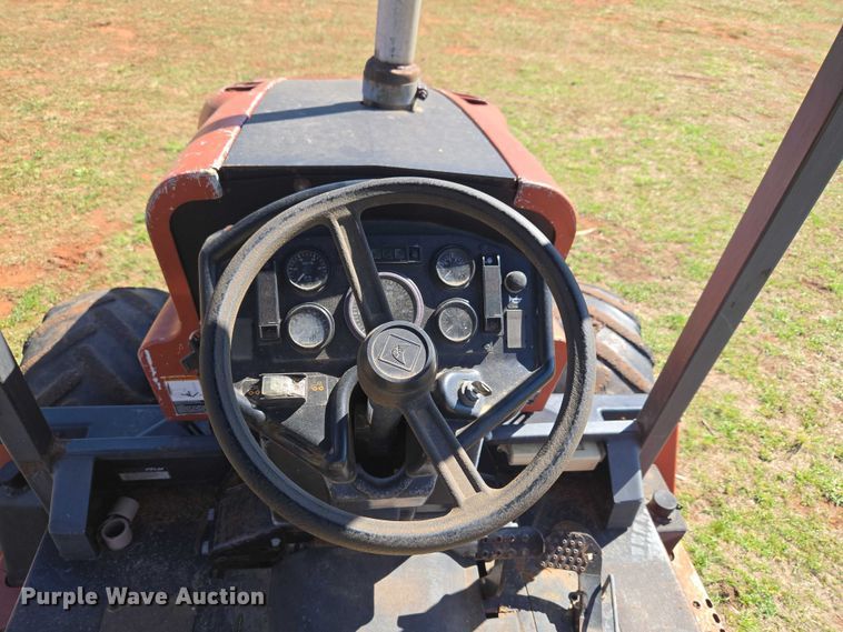 image for item ET5221 2004 Ditch Witch RT90 vibratory cable plow