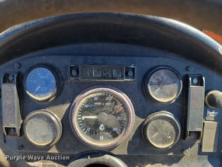 image for item ET5221 2004 Ditch Witch RT90 vibratory cable plow