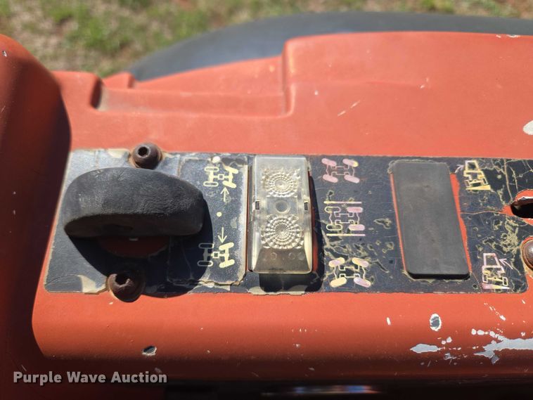 image for item ET5221 2004 Ditch Witch RT90 vibratory cable plow