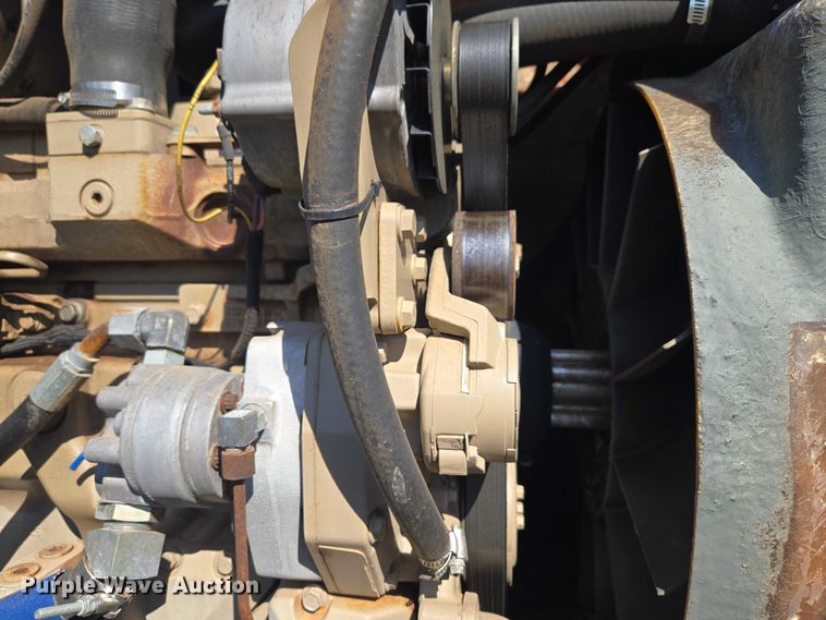 image for item ET5221 2004 Ditch Witch RT90 vibratory cable plow