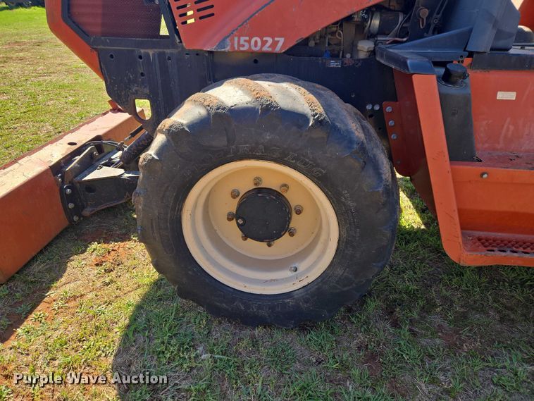 image for item ET5221 2004 Ditch Witch RT90 vibratory cable plow