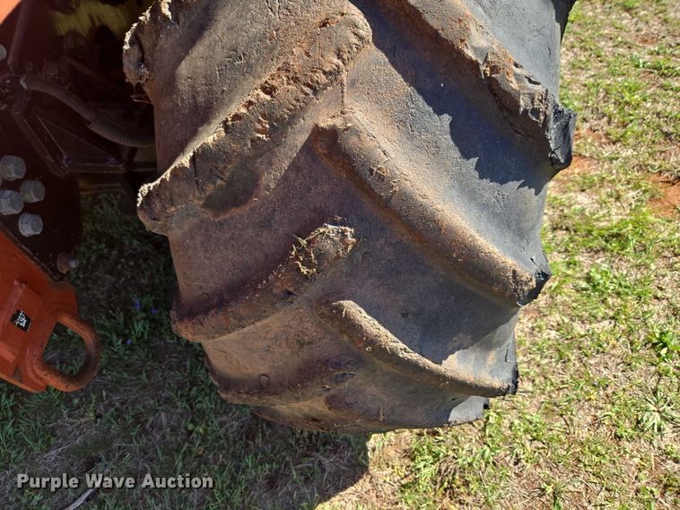 image for item ET5221 2004 Ditch Witch RT90 vibratory cable plow