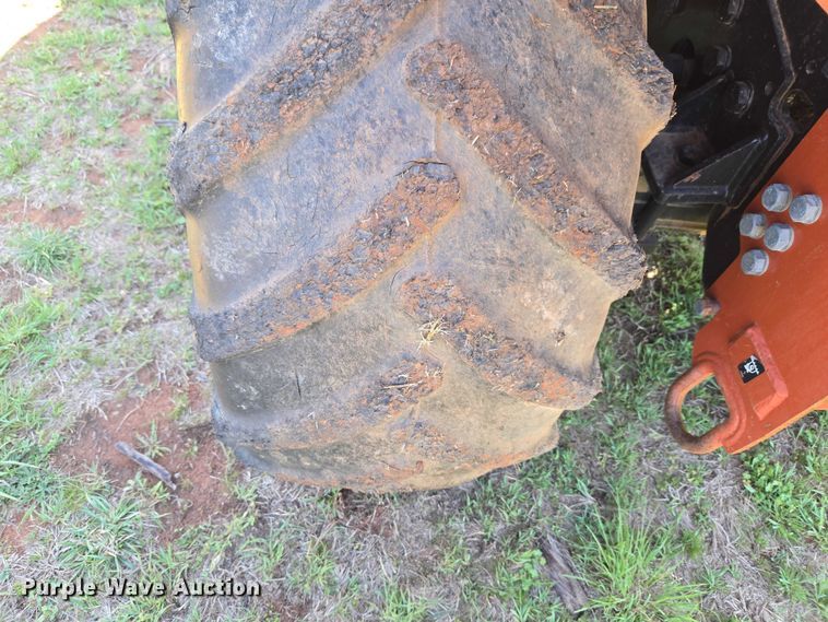 image for item ET5221 2004 Ditch Witch RT90 vibratory cable plow