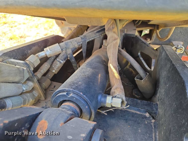 image for item ET5222 2007 Ditch Witch 420SX trencher