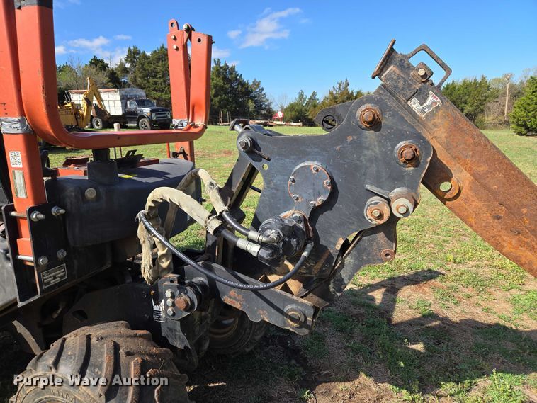 image for item ET5222 2007 Ditch Witch 420SX trencher