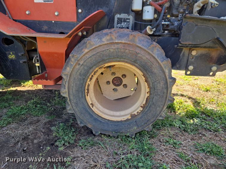 image for item ET5222 2007 Ditch Witch 420SX trencher