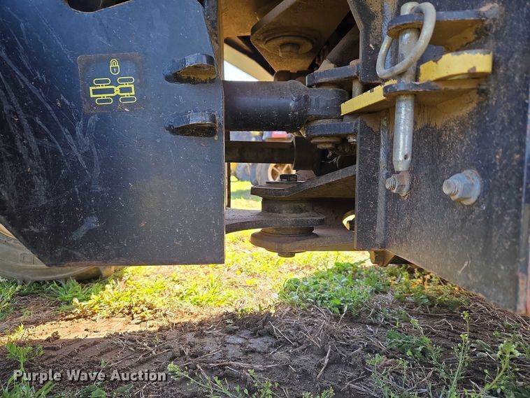 image for item ET5222 2007 Ditch Witch 420SX trencher