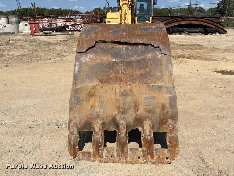 image for item EU0503 Komatsu PC300LC excavator