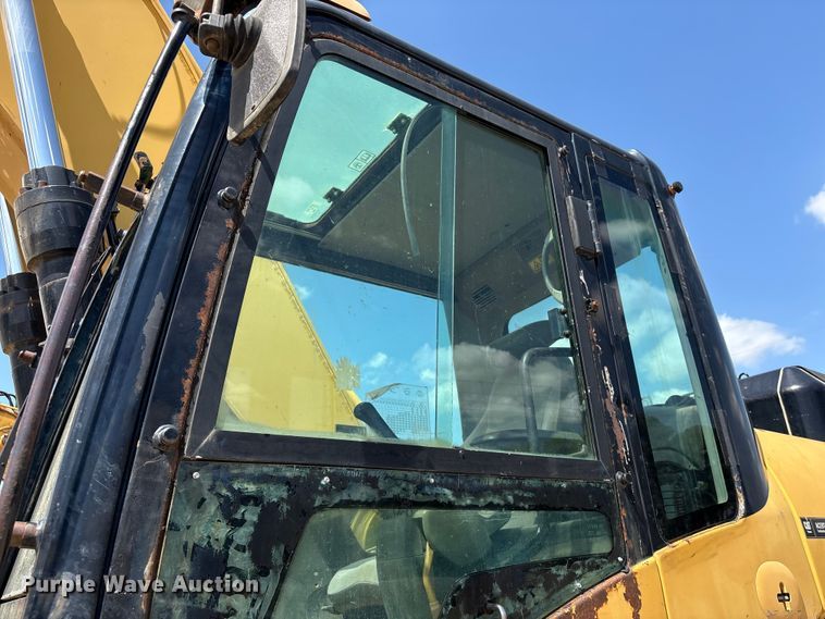 image for item EU0504 2008 Caterpillar 330D excavator
