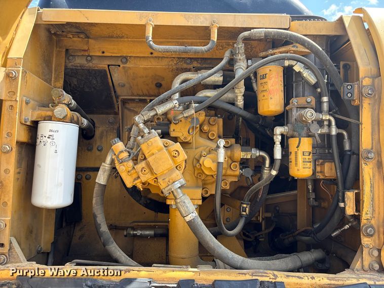 image for item EU0504 2008 Caterpillar 330D excavator