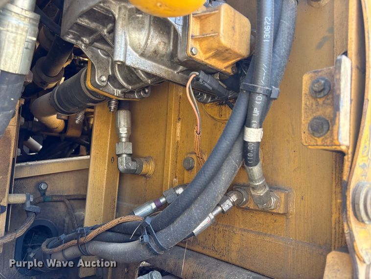 image for item EU0504 2008 Caterpillar 330D excavator